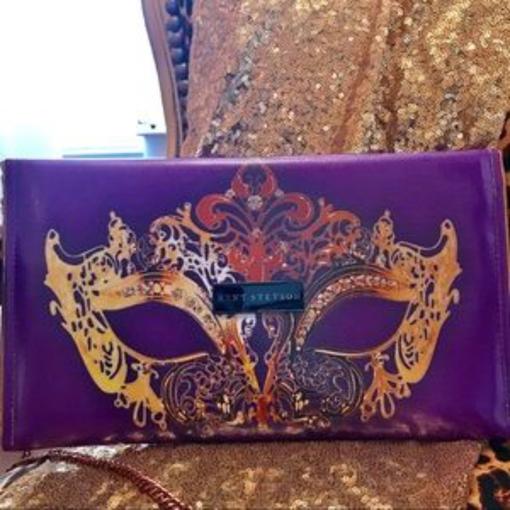 Kent Stestson Mqasquerade clutch